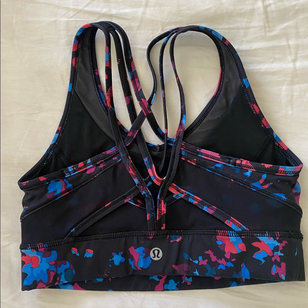 Lululemon sports bra
